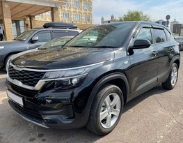 Toyota Camry 2016 в Alpha Car автопрокат фото Toyota Camry 2016 в Alpha Car автопрокат фото